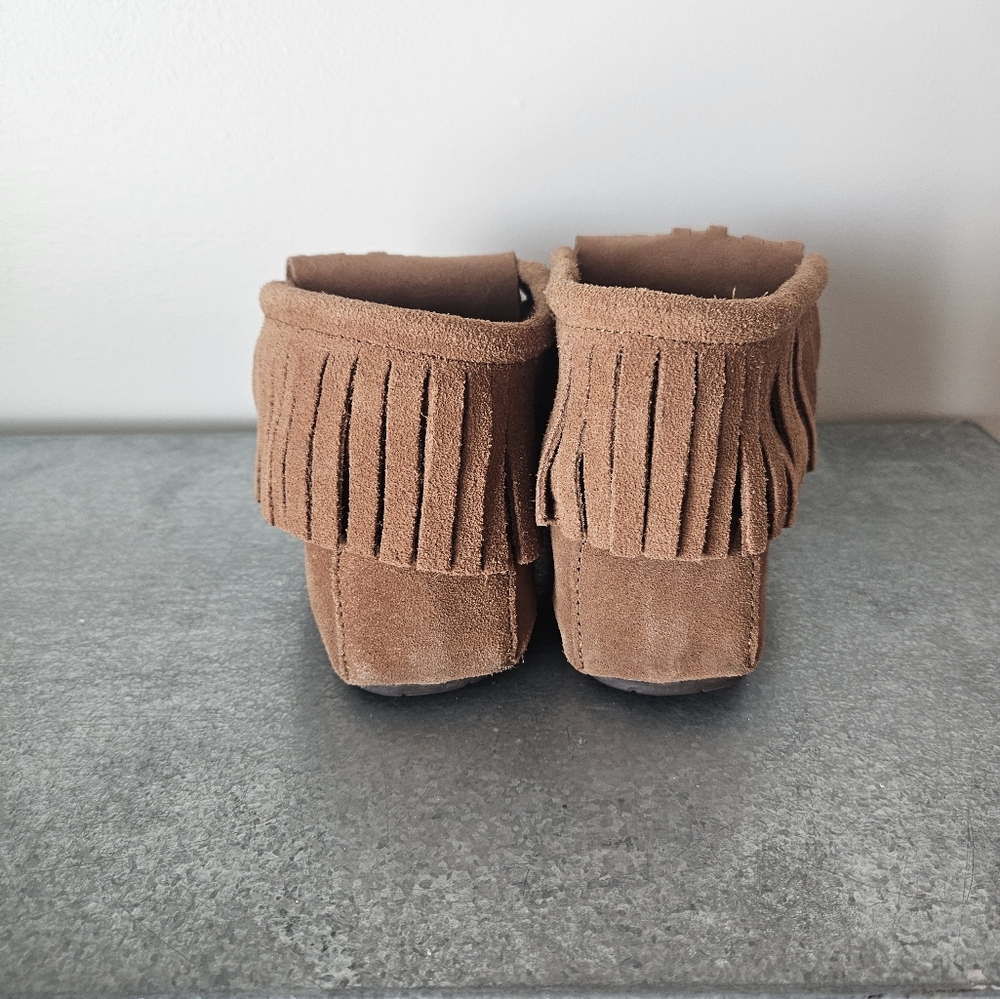 NWOT Manitobah Moccasins for Women - Picture 3 of 7